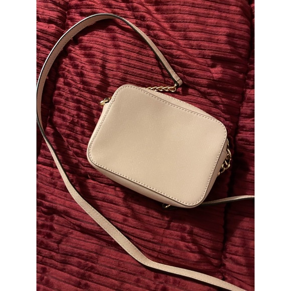 💕HP💕 RARE MICHAEL KORS PINK CROSSBODY PURSE!!!! - Picture 4 of 7